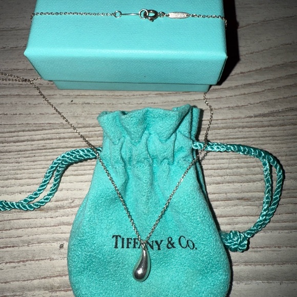 Tiffany & Co. Elsa Peretti Teardrop Necklace Pendant 16" Sterling Silver 925 - Picture 5 of 8